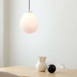 Around The World Pendant, white/black, UMAGE