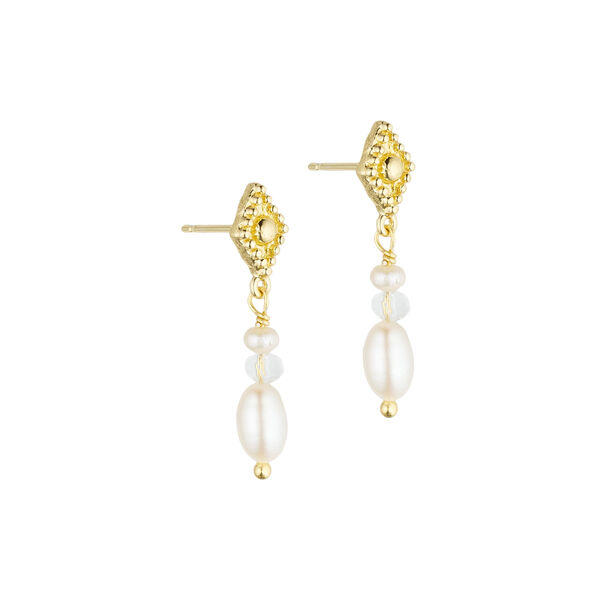 Hailey diamond shaped post earrings w. pearl pendants, gold plated, Pure by Nat