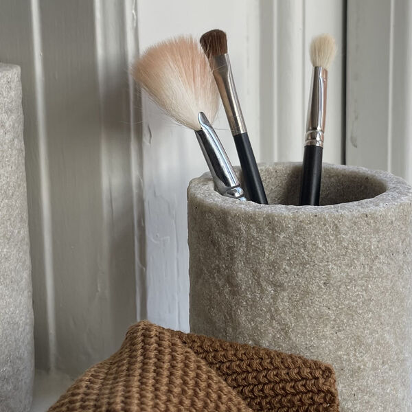 Zahnb&uuml;rstenbecher, Humdakin