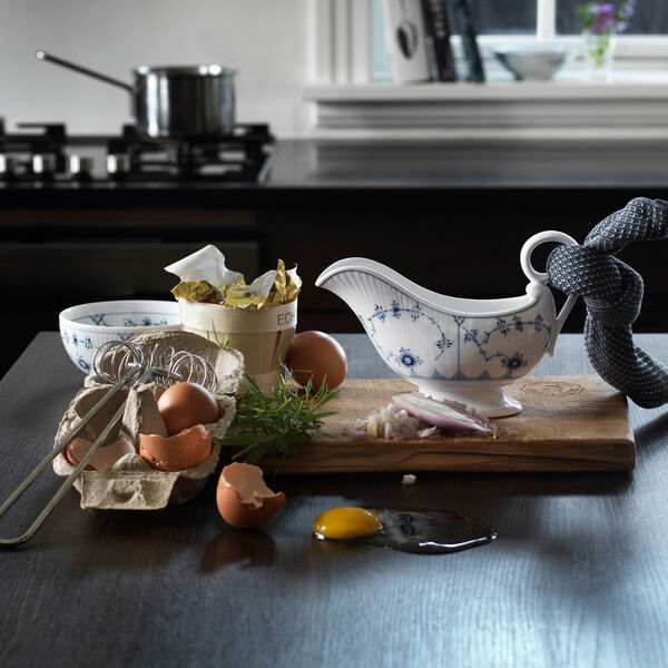 Musselmalet Gerippt Sauciere, Royal Copenhagen