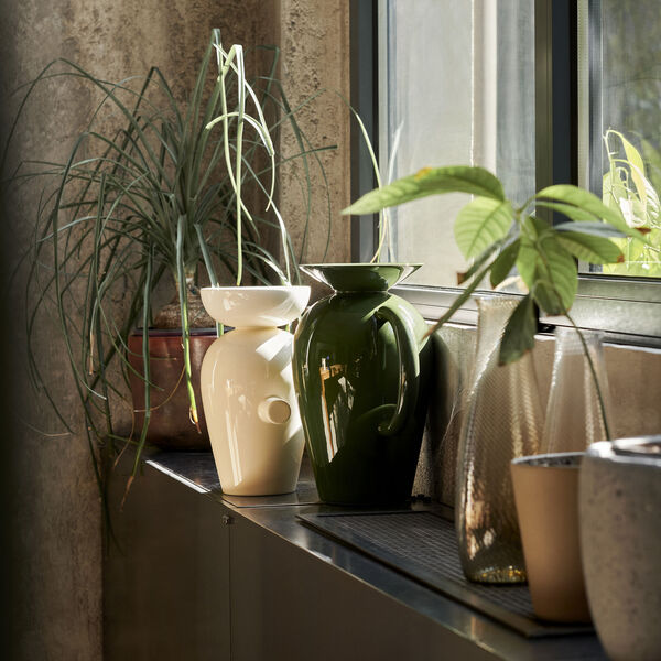 Momento JH41 Vase, emerald, &Tradition