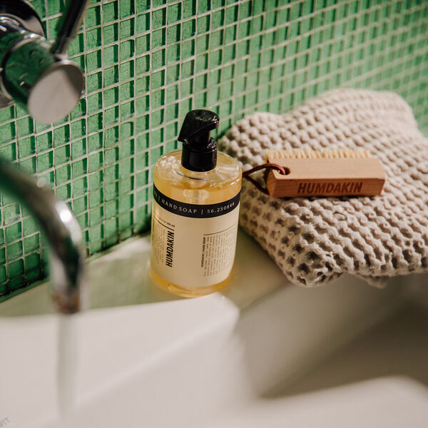 03 Handseife, Pfingstrosen & Preiselbeeren, Humdakin