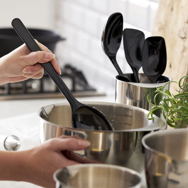 NEW Classic Kitchen Spoon Small, carbon black, Rosti