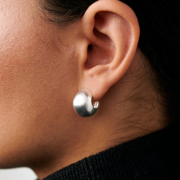 Echo Hoops Medium, silver plated, Pernille Corydon Jewellery