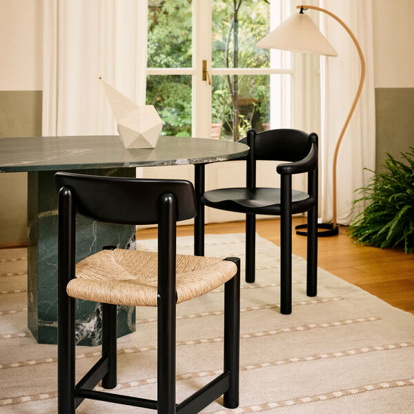 Daumiller Side Chair, braun/schwarz, Kiefer, GUBI