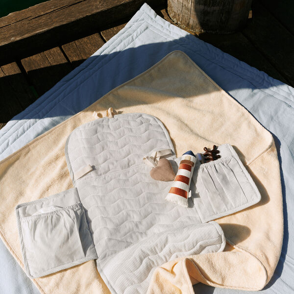 River Changing Mat, dew stripe, Dear April