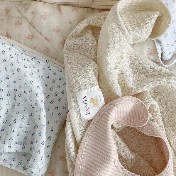 Fio Stripe 2-pack Bibs, blush mix Fio Stripe 2-pack Bibs, blush mix, Konges Sløjd