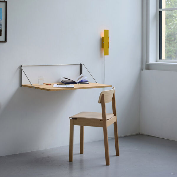 Fold&ndash;out Desk, oiled oak, MOEBE