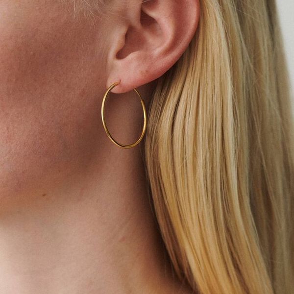 Plain Hoop Ohrringe, gold, Pernille Corydon Jewellery