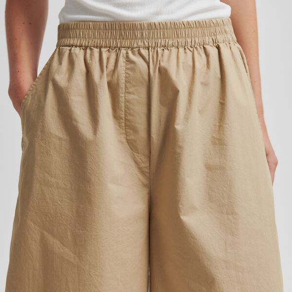 Rhye Shorts, camel, Second Female
