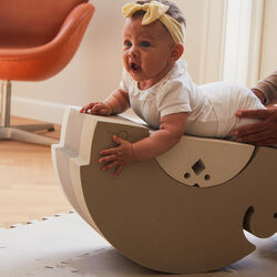 Huhn, sand grey, bObles