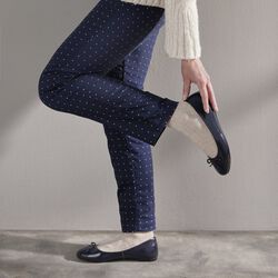 Camelia Ballerina, midnight blue, Atone