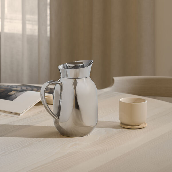 Amphora vacuum jug, steel, Stelton