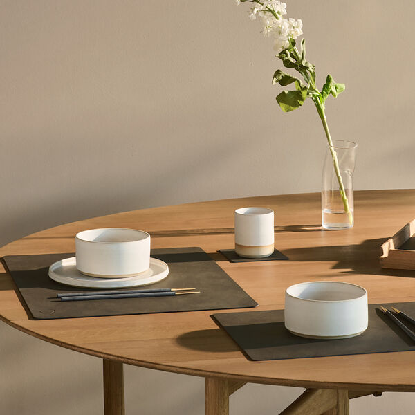 Nupo table mat Square L, caviar, LIND DNA