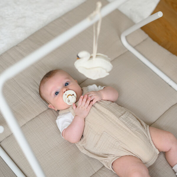 Calm Spielteppich, latte, We Are Bitte