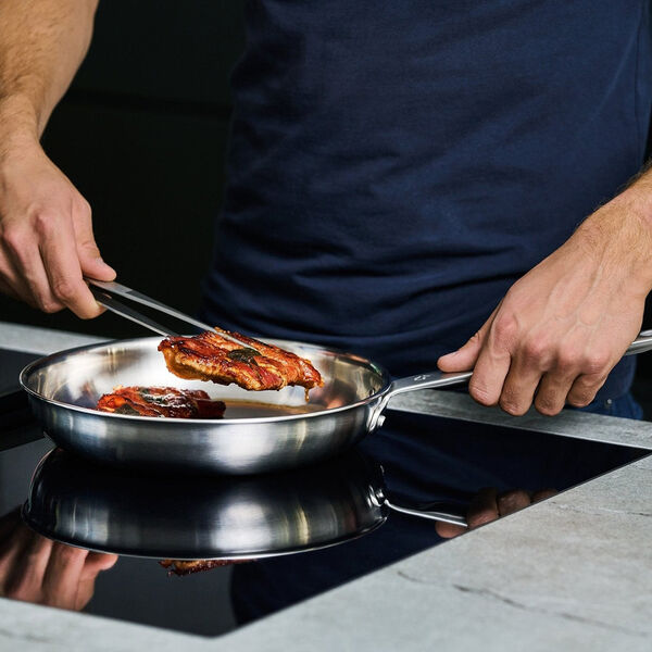 5-lagige Bratpfanne Ø 24 cm 5-lagige Bratpfanne Ø 24 cm, Gastrotools