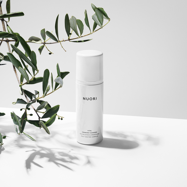 Vital Foaming Cleanser, Nuori