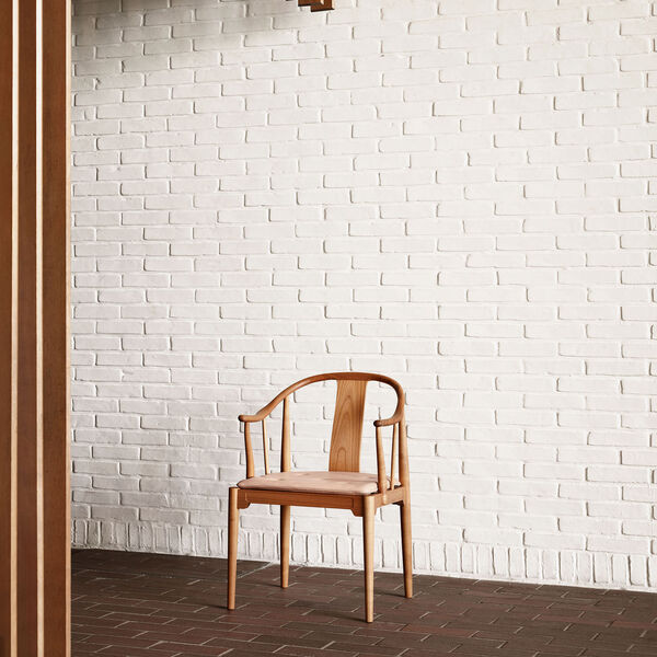 China Chair™ 80th Anniversary Edition, oiled cherry/natural, Fritz Hansen