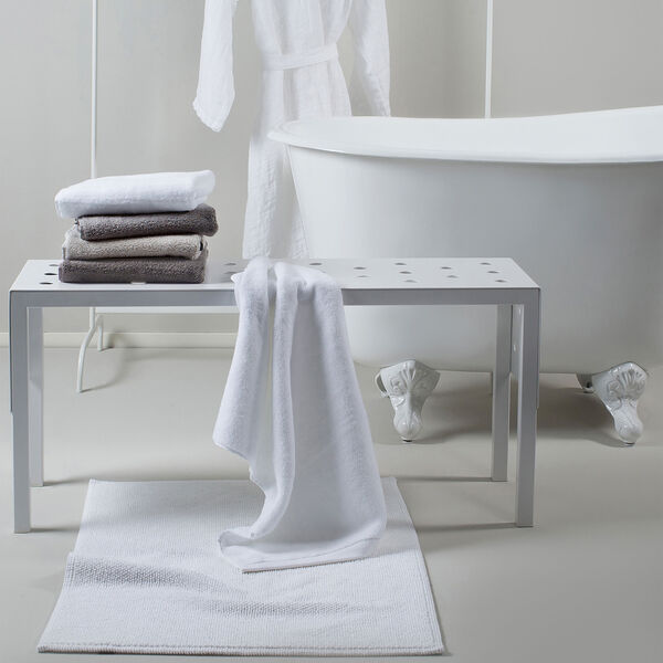 Max Badematte, Himla