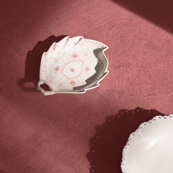 Musselmalet Halbspitze, korallenfarbene blattförmige Platte, 23 cm, Royal Copenhagen