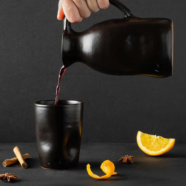 Dented Jug, matt black, Dutchdeluxes