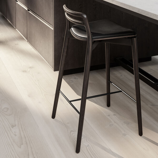 VIPP484 Cabin Counterstuhl, dunkle Eiche/schwarz, Vipp