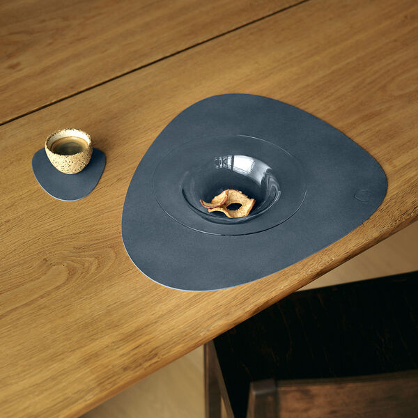 Nupo table mat Curve L, dark blue, LIND DNA