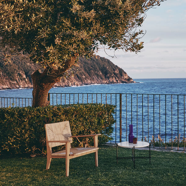 F-Chair Outdoor-Loungesessel, Teak, GUBI