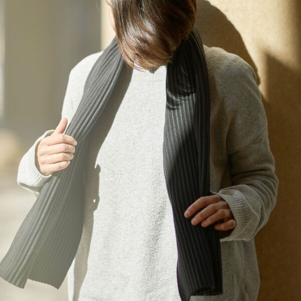 Pleece Kurzer Schal, schwarz, Design House Stockholm