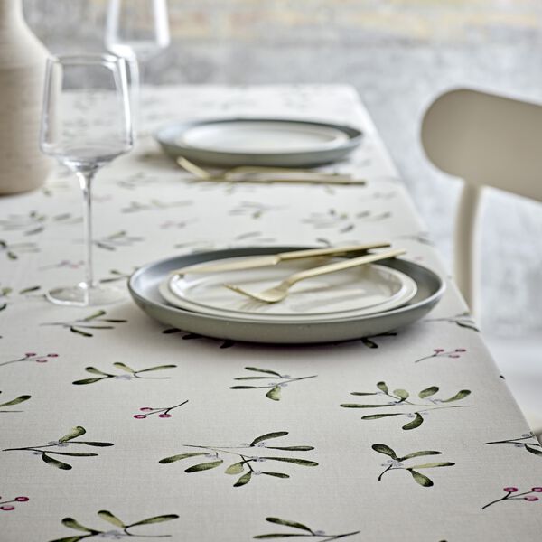 Mistletoe Christmas Tablecloth, nature, Södahl