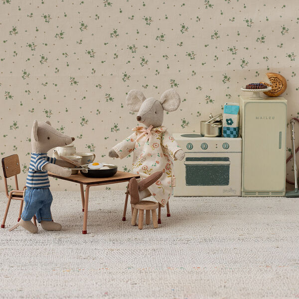 Tische und St&uuml;hle f&uuml;r M&auml;use, dunkles Pulver, Maileg