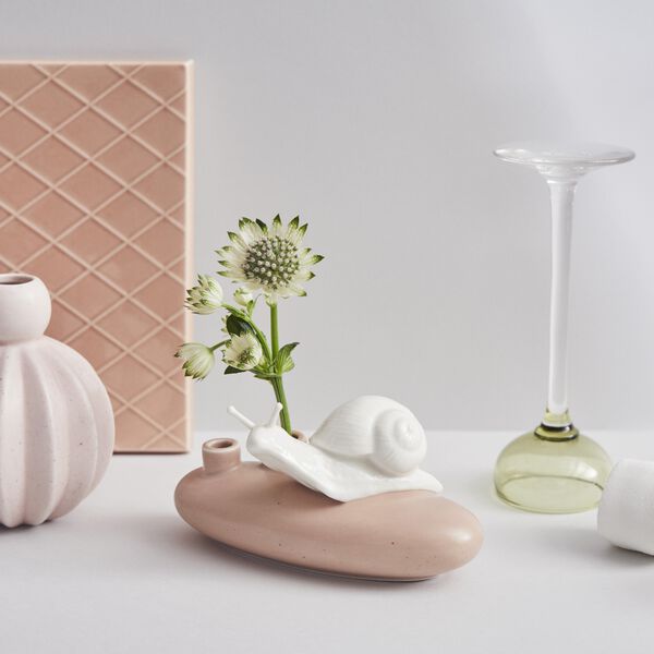 Süße Geschichten Schneckenvase, Rose, Dottir Nordic Design