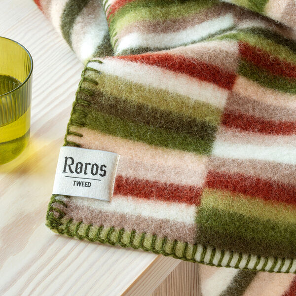 IDA Throw, olive burgundy, R&oslash;ros Tweed