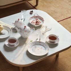 Korallenfarbene gerippte Halbspitze-Teekanne 70 cl, Royal Copenhagen