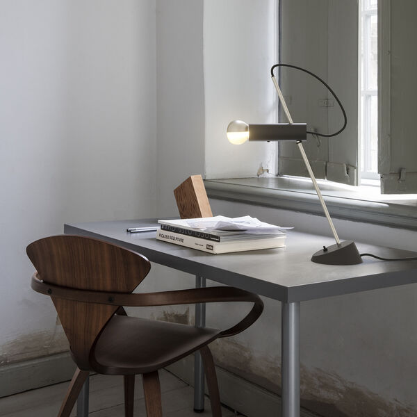 Model 566 Table Lamp, black, Astep