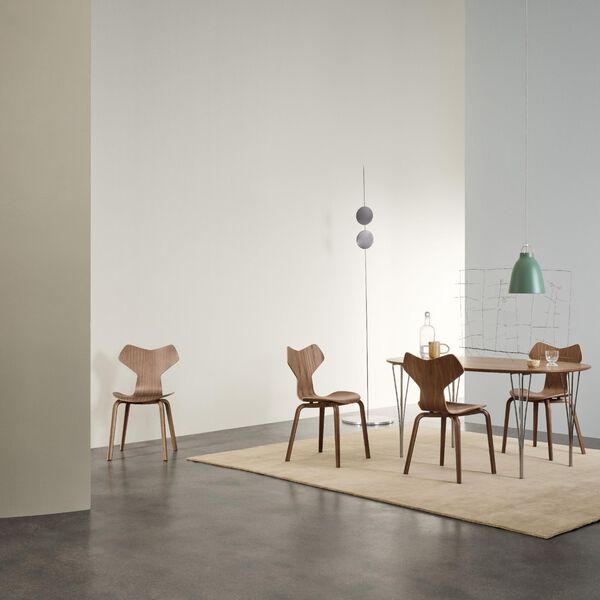 Caravaggio Matt P2 Pendant, patina green, Fritz Hansen