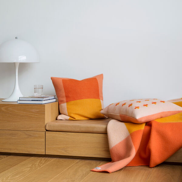 Syndin Plaid, moltebeere, Røros Tweed