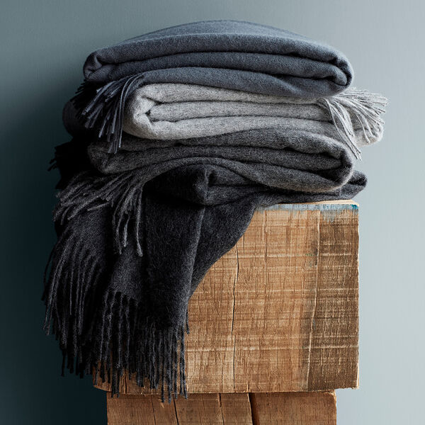 Classic Throw, dark grey, ELVANG