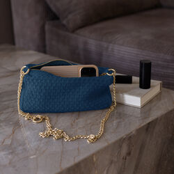 Knitted Clutch Chain Petra, dark blue melange, By LOHN