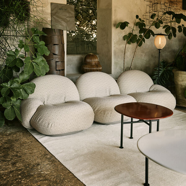 Carmel-Couchtisch, felsrot, GUBI