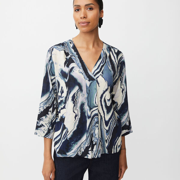 MaDaciana Top, wisteria, Masai