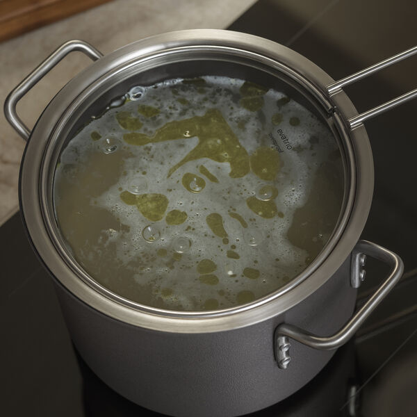 Grey Line Pot 2,5 L, Eva Trio