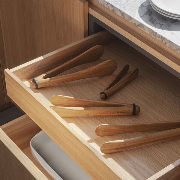 Nordic kitchen serving tongs, Eva Solo
