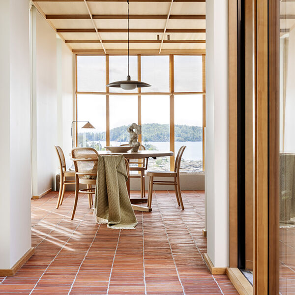 MELLO Throw, leaf green, R&oslash;ros Tweed