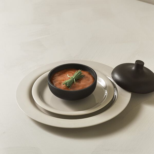 Sandgeheimnisse Mittlere Schale, schwarzer Ton, Design House Stockholm