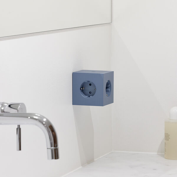 Quadratischer USB-C 2 (30W), haifischblau, Avolt