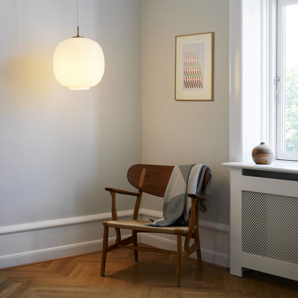 VL45 Radiohus Pendant, opal white, Louis Poulsen