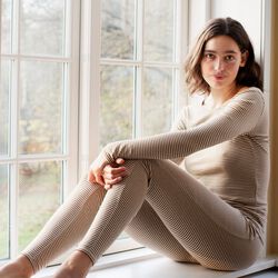 Slim Tee Stripe, almond/offwhite, Serendipity