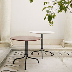 Carmel Bistro-Outdoor-Lounge-Tisch, matt muschelwei&szlig;, GUBI