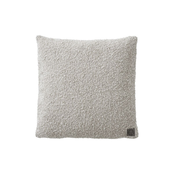 Collect SC28 Boucl&eacute; Cushion, cloud, &Tradition